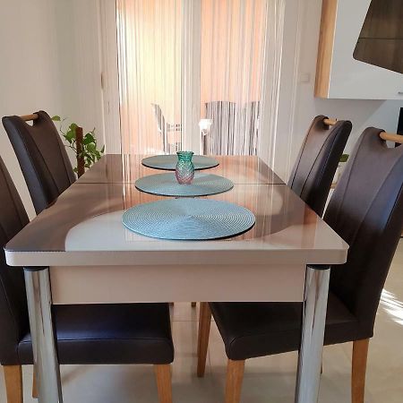 Apartman Andrea Zadar Eksteriør billede