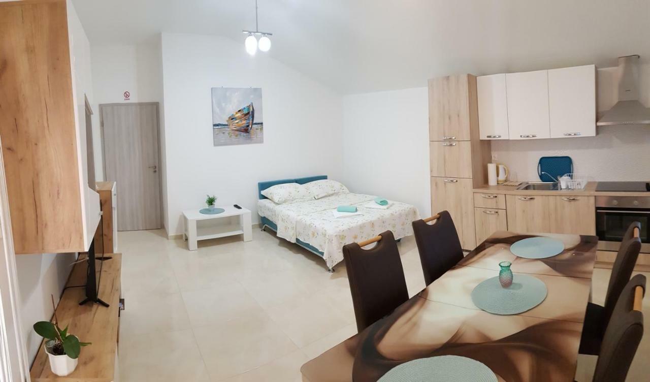 Apartman Andrea Zadar Eksteriør billede