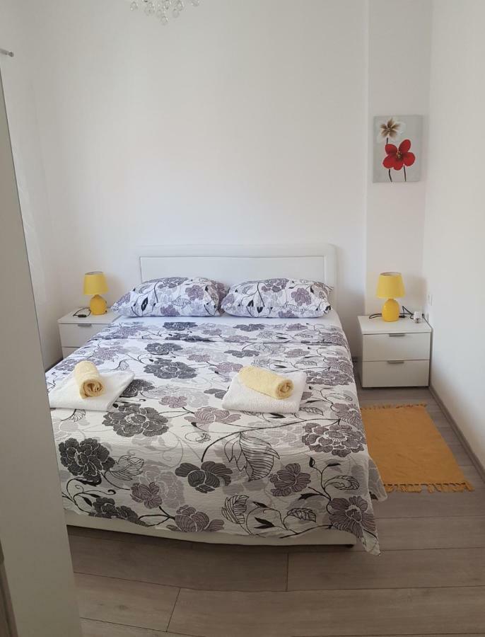 Apartman Andrea Zadar Eksteriør billede